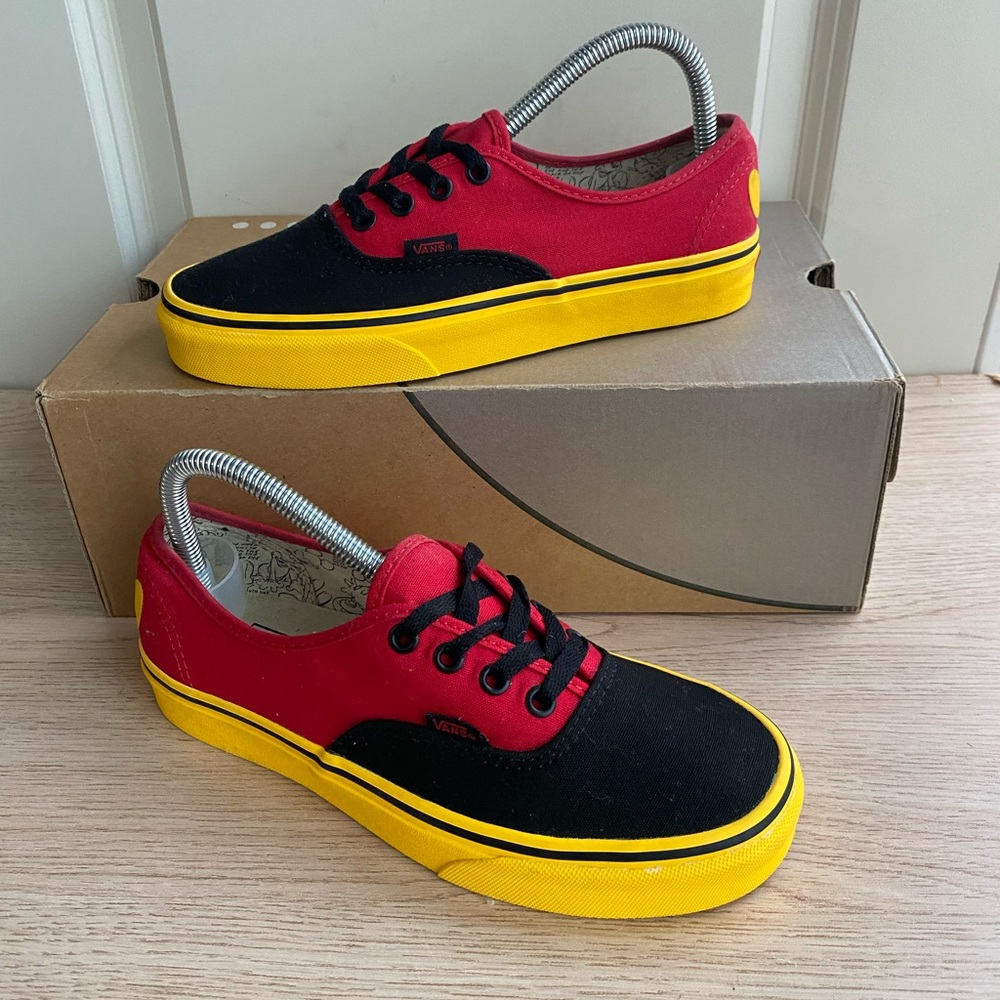 Vans X Disney 90th Anniversary Mickey Mouse Red Yellow Authentic Size M 6- W 7.5 - Picture 10 of 13